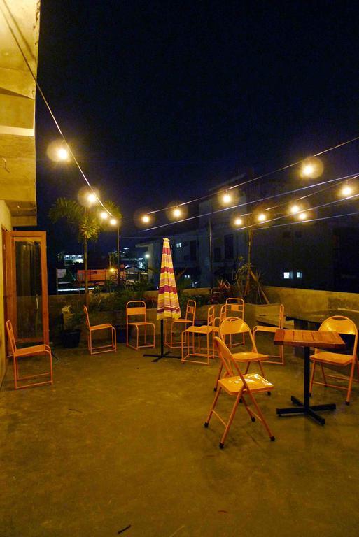 Pawon Cokelat Guesthouse Джок'якарта Екстер'єр фото