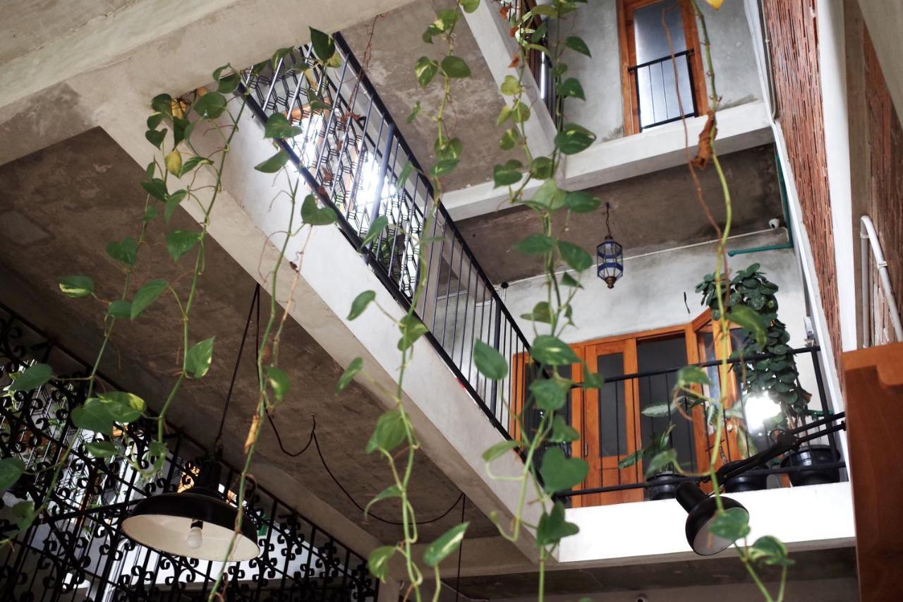 Pawon Cokelat Guesthouse Джок'якарта Екстер'єр фото