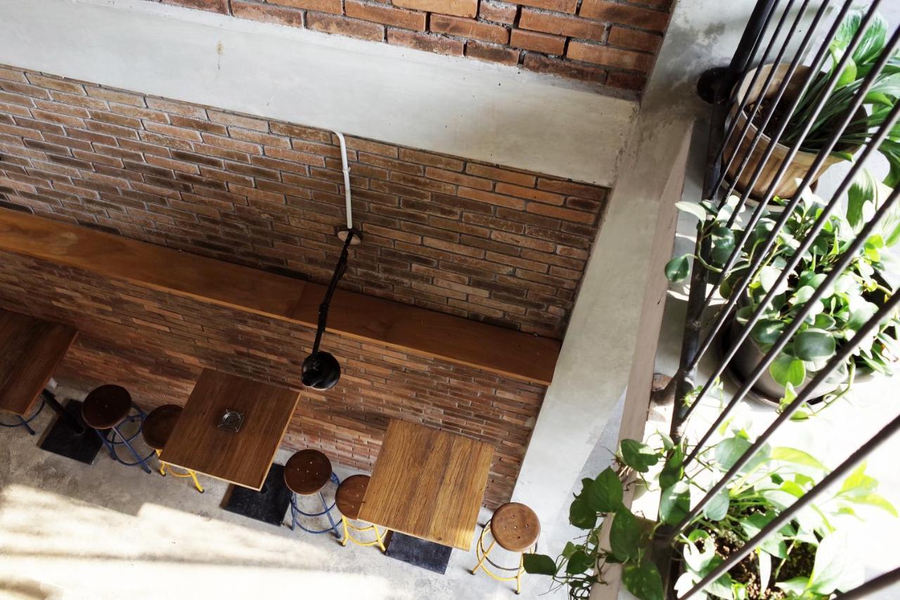 Pawon Cokelat Guesthouse Джок'якарта Екстер'єр фото